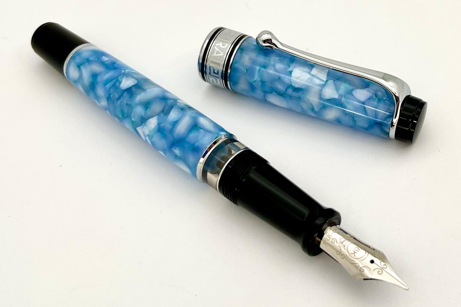 AuroraLEOptima365Calendar2022CelesteFP_F